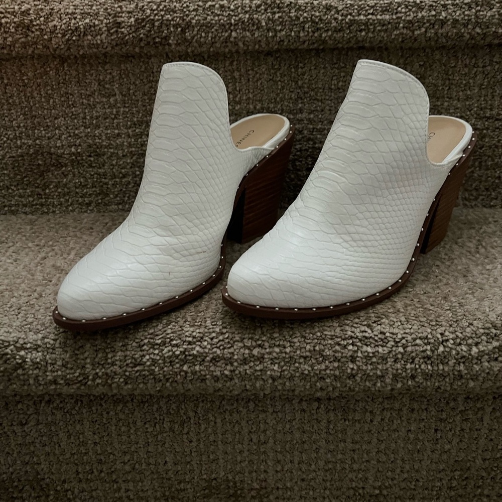 Chinese Laundry White and Brown Mules